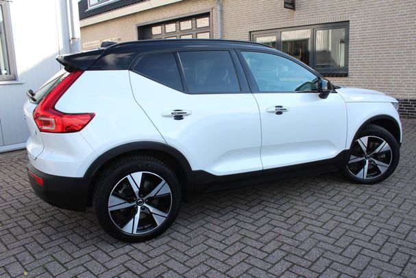 Volvo XC40 Recharge AWD Plus 300 kW image number 3