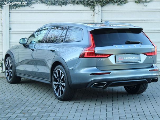 Volvo V60 Cross Country D4 AWD 140 kW image number 5