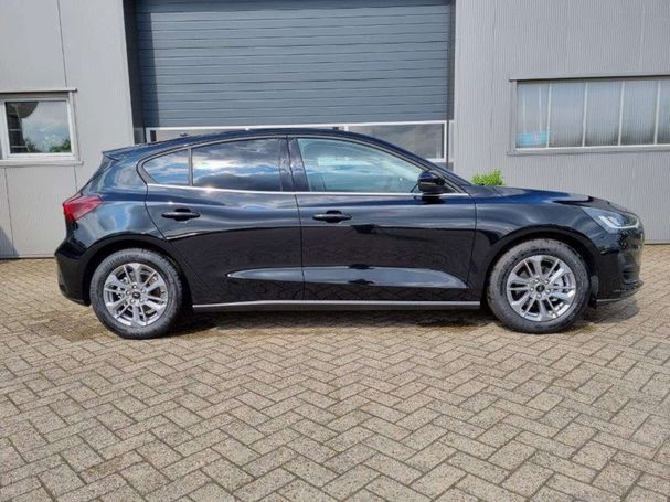 Ford Focus 1.0 TITANIUM 91 kW image number 2