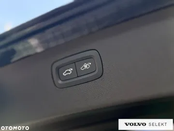 Car image 40