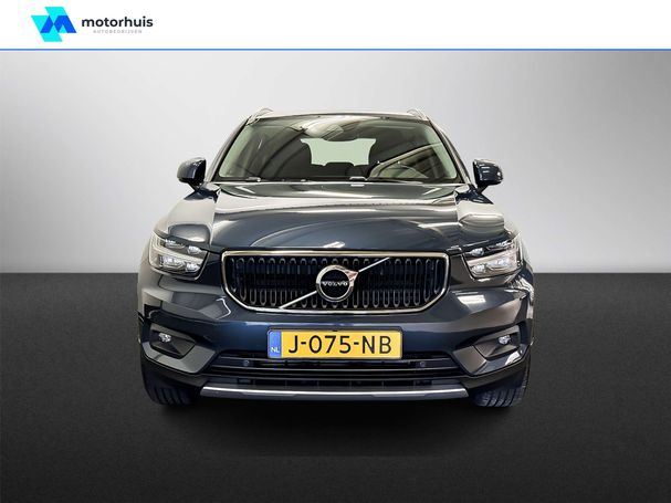 Volvo XC40 T2 95 kW image number 2