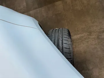 Car image 48