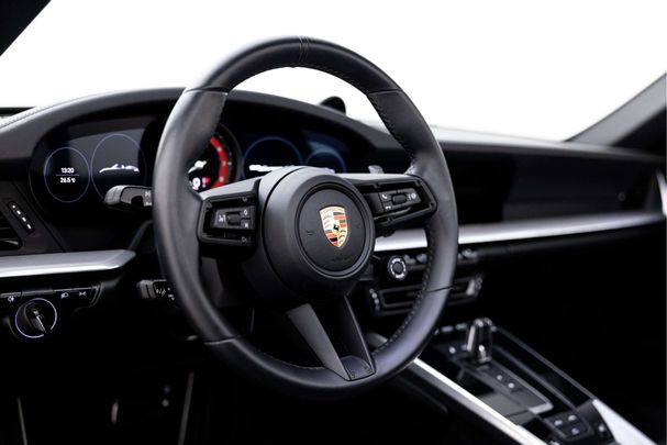 Porsche 992 Carrera 4 S Cabrio 332 kW image number 29