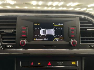 Car image 30