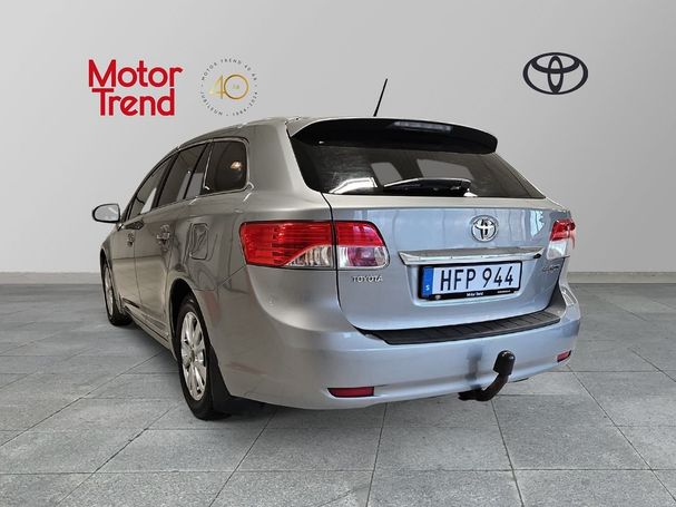 Toyota Avensis 2.0 D F 93 kW image number 4