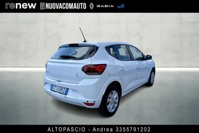 Car image 3
