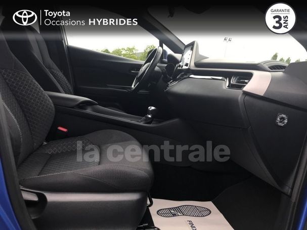 Toyota C-HR 1.8 Hybrid Dynamic 90 kW image number 17