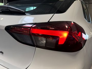 Car image 24