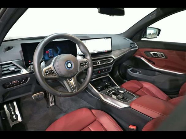 BMW 330 Touring M Sport xDrive 185 kW image number 4