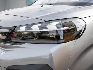 Car image 28