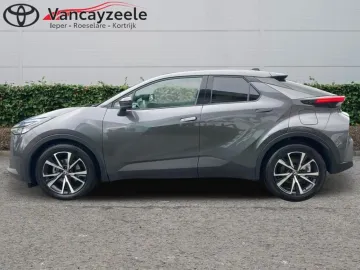 Car image 5
