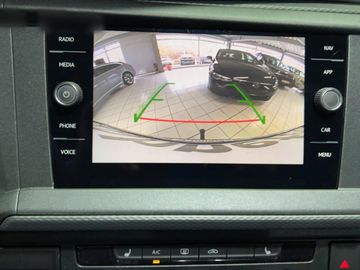 Car image 23