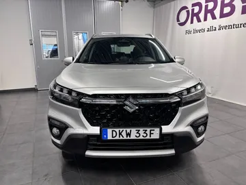 Car image 2