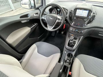 Car image 20