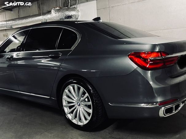 BMW M760Li V12 xDrive 448 kW image number 2