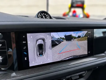 Car image 33