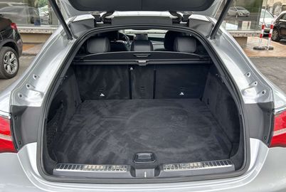 Car image 36