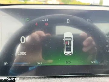 Car image 32