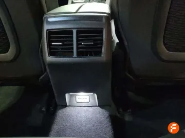 Car image 47