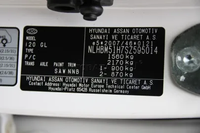 Car image 38