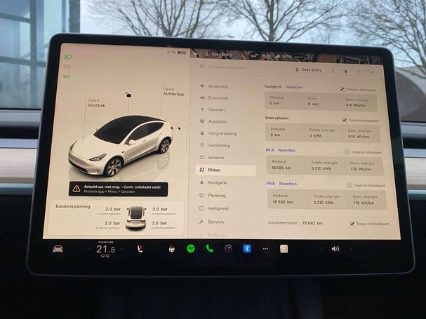 Tesla Model Y Long Range AWD 378 kW image number 32