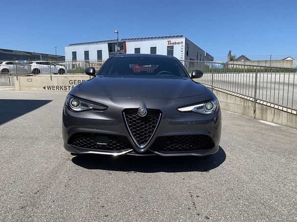 Alfa Romeo Giulia 2.2 AT8 Super 140 kW image number 4