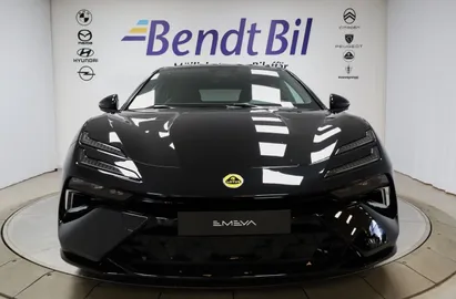 Car image 3
