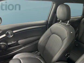 Car image 35