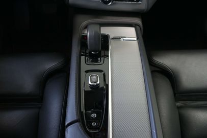 Car image 33