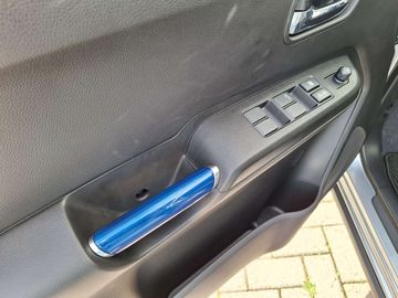 Car image 31