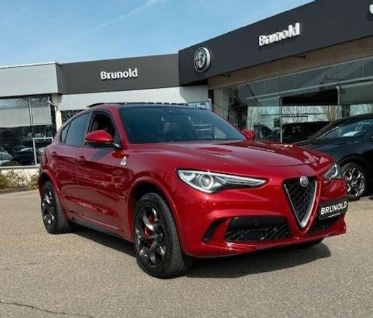 Alfa Romeo Stelvio V6 2.9 Bi-Turbo AT8-Q4 Quadrifoglio 375 kW image number 2