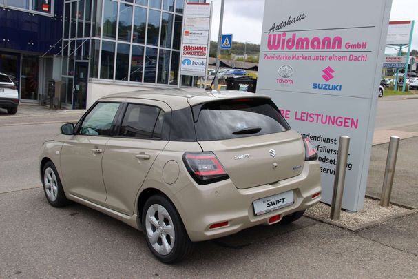 Suzuki Swift 1.2 Hybrid Comfort 61 kW image number 4