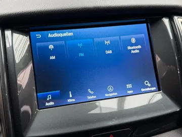 Car image 29