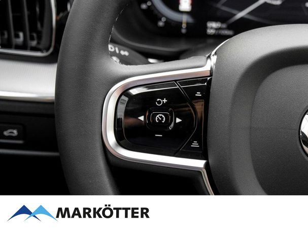 Volvo XC60 B4 Plus Dark 145 kW image number 28