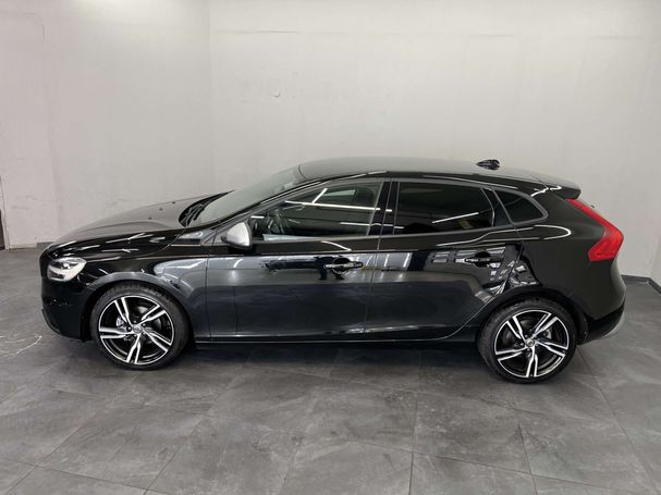 Volvo V40 D2 88 kW image number 9