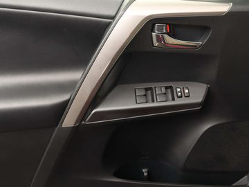 Car image 31