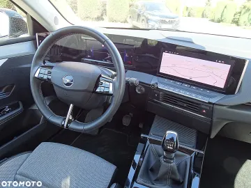 Car image 39