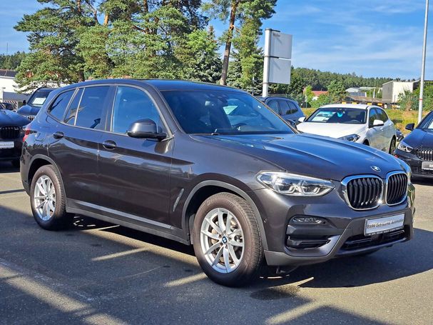 BMW X3 xDrive30d Advantage 194 kW image number 3