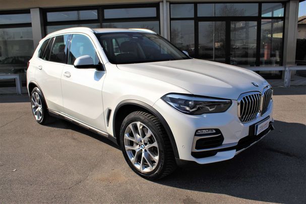 BMW X5 45e xDrive 290 kW image number 2