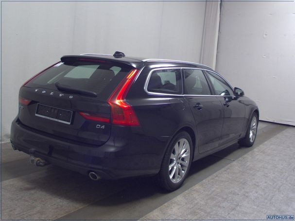 Volvo V90 D4 Momentum 140 kW image number 4