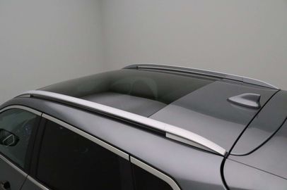 Car image 36