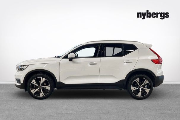 Volvo XC40 D3 Momentum 111 kW image number 5