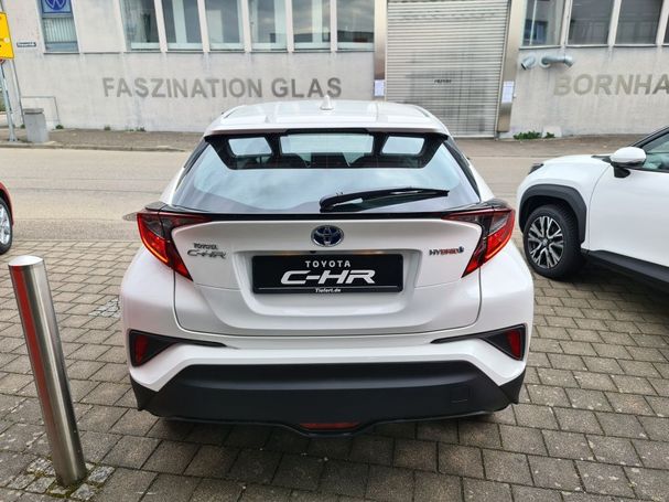 Toyota C-HR Hybrid 90 kW image number 3