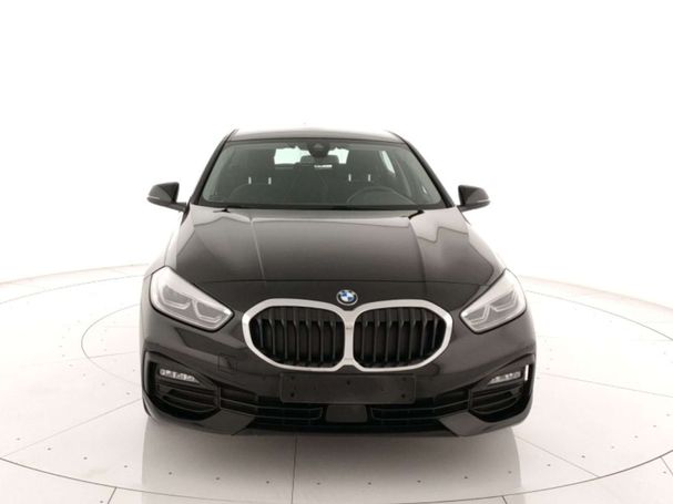 BMW 118i Advantage 100 kW image number 3