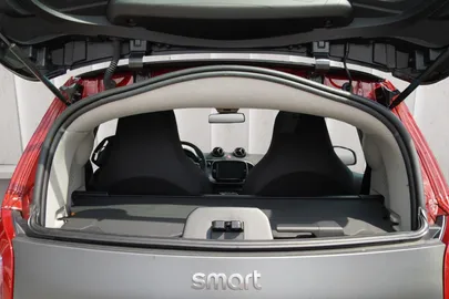 Car image 33