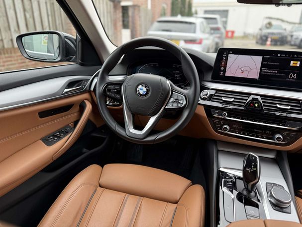 BMW 520i 135 kW image number 4