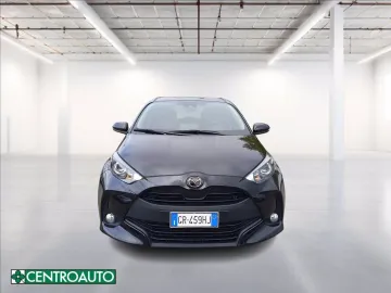 Car image 3