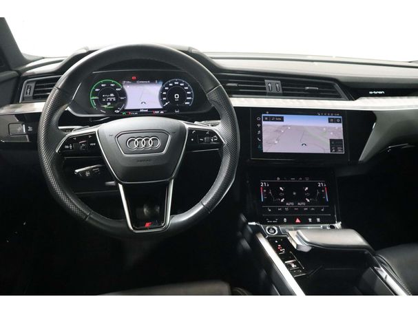 Audi e-tron 50 S-line 230 kW image number 13