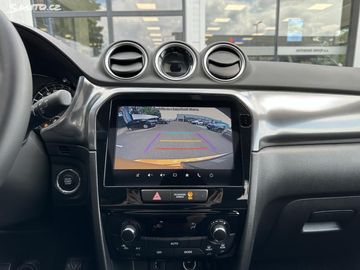 Car image 13