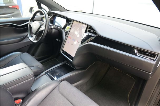 Tesla Model X 75D AWD 245 kW image number 12